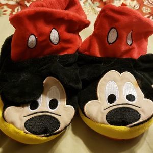 1 pairs Mickeymouse  house shoes size 12-13